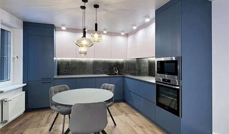 Дизайн для синей кухни фото