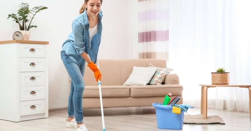 К чему снится мытье полов в квартире