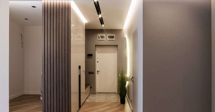 Освещение коридора в квартире: создаем уют и расширяем пространство