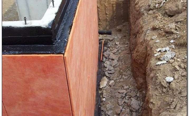 Утеплю сам фундамент дома